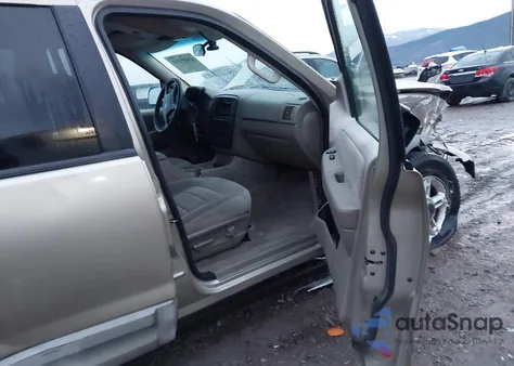 2002 Ford Explorer Xlt из США, поврежденный, VIN 1FMZU73E22ZA73859